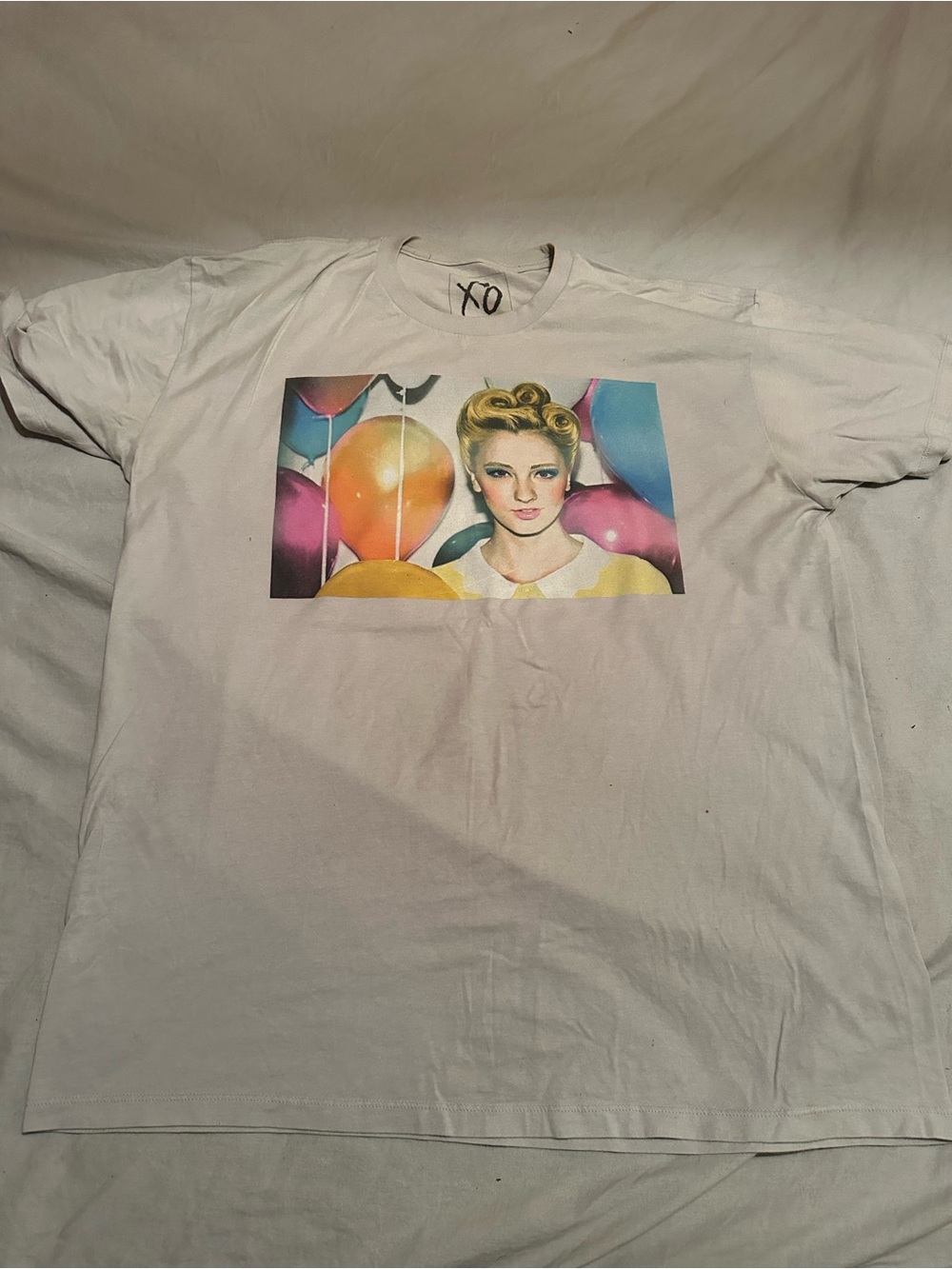 The XO The Weeknd Extra Large Thursday 5-Year Anniversary T-Shirt